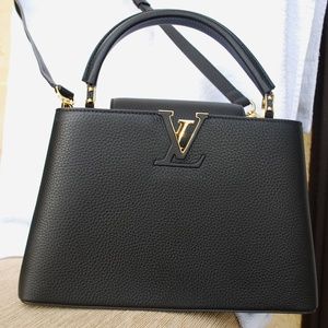 New Auth Louis Vuitton pm black Capucines